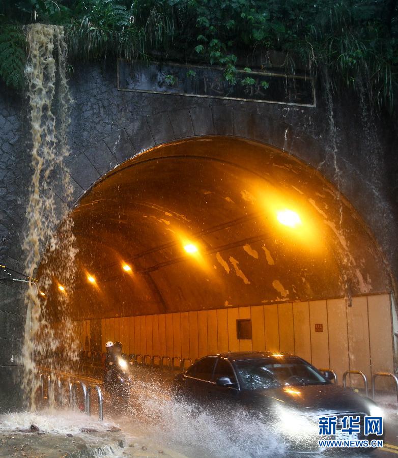 （社会）（2）台北大雨