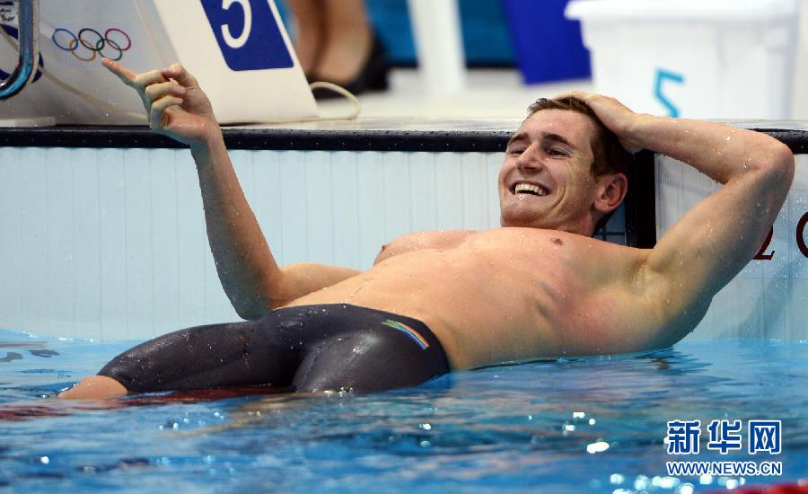 （伦敦奥运会·夺冠一刻）（3）游泳——男子100米蛙泳：南非选手范德伯格夺冠