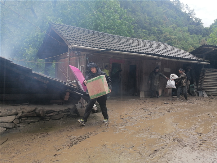 维西县康普乡扎子村发生泥石流灾害无人员伤亡